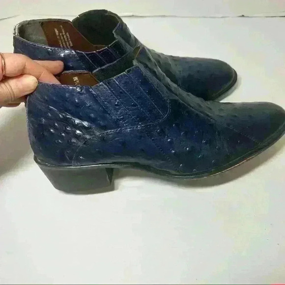 STACY ADAMS Ankle Boots Men Sz 9 1/2M Pull on Ostrict Quill Print Leather Blue - Picture 2 of 10